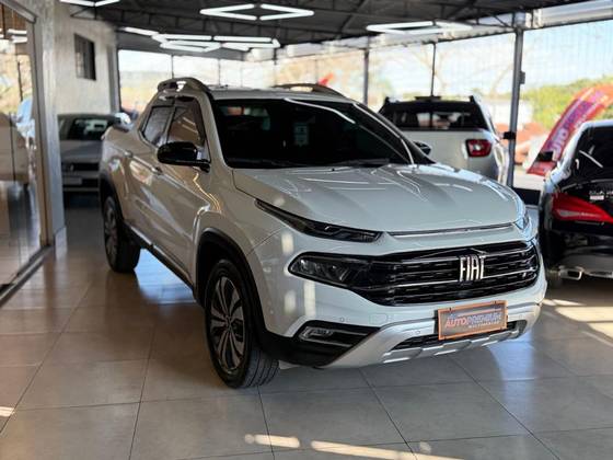 FIAT TORO 2.0 16V TURBO DIESEL VOLCANO 4WD AT9 FIAT TORO 2.0 16V TURBO DIESEL VOLCANO 4WD AT9